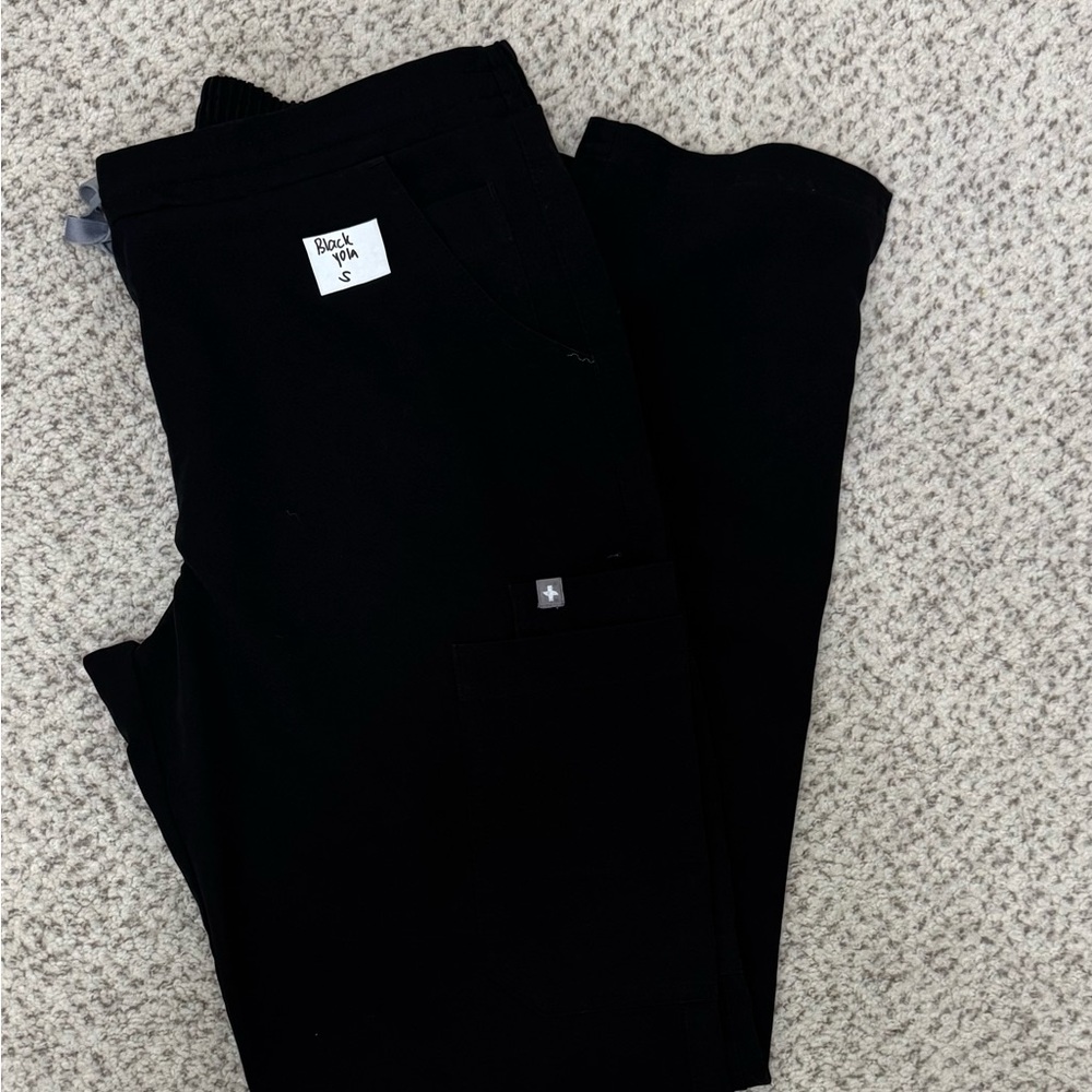 FIGS scrubs Yola bottoms size small